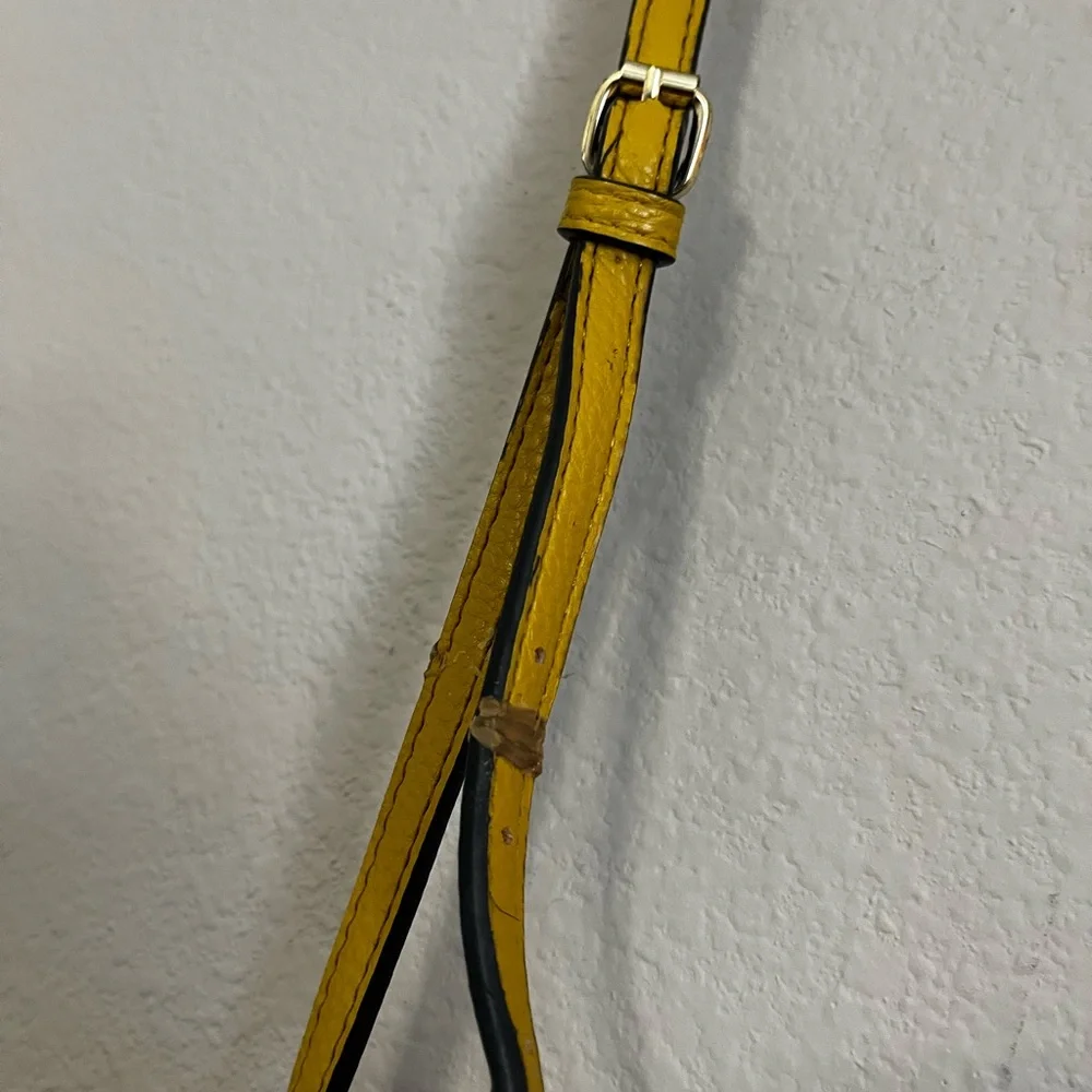 Steve Madden mustard yellow pebbled faux leather‎ crossbody bag minimalist